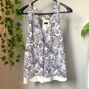 Dynamite Pattern V-Neck Tank Top